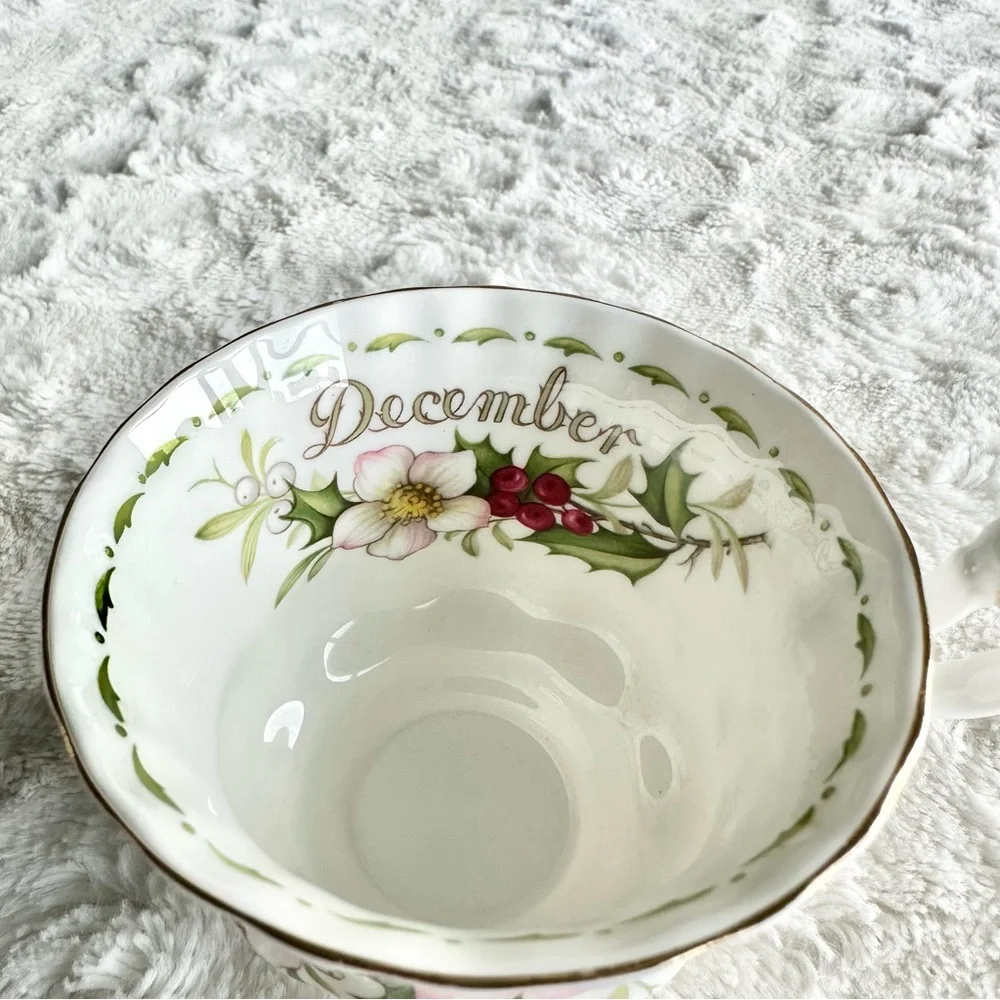 Vintage Royal Albert Teacup Flower of the Month December Christmas Rose 1970 Vtg